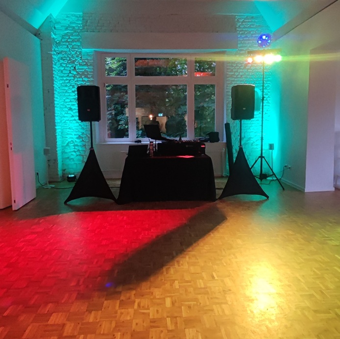 Party Set, Soundanlage, RCF, Lichtanlagen Geburtstag, Raum mieten, Eupen, Alsdorf