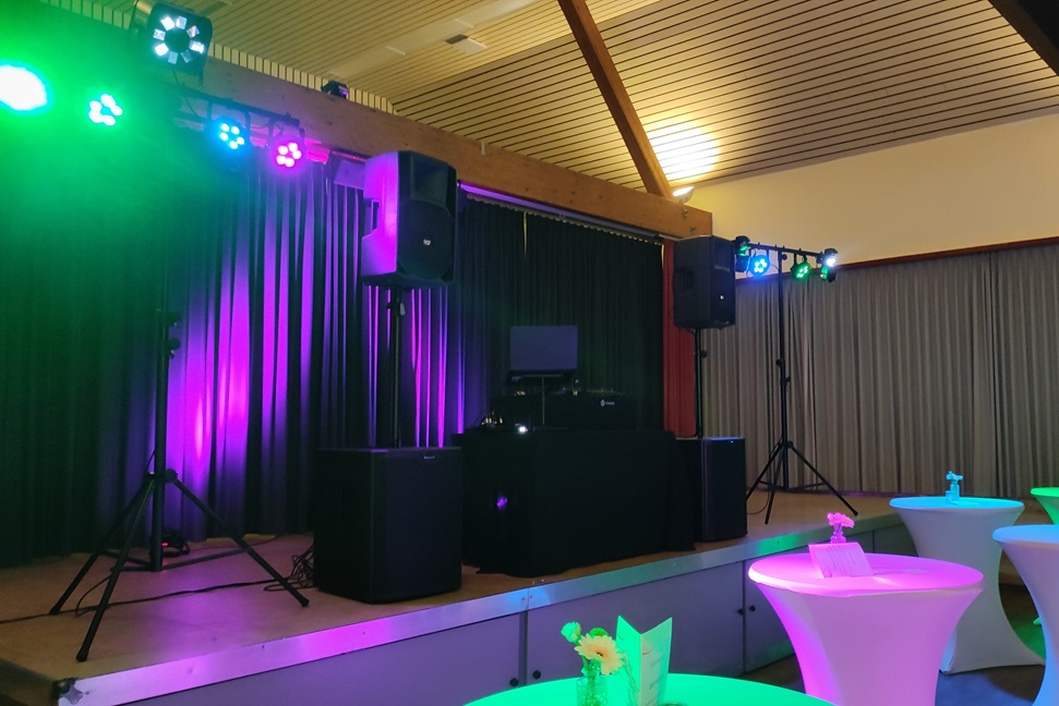 Party Set, Roetgen, Licht, party, Boxen, Musik, Sound, Herzogenrath Geburtstag, Raum mieten Alsdorf