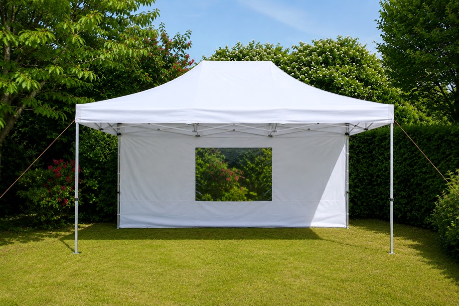 Faltpavillon 3x4,5m mieten Aachen aufgebaut mit Seitenwänden